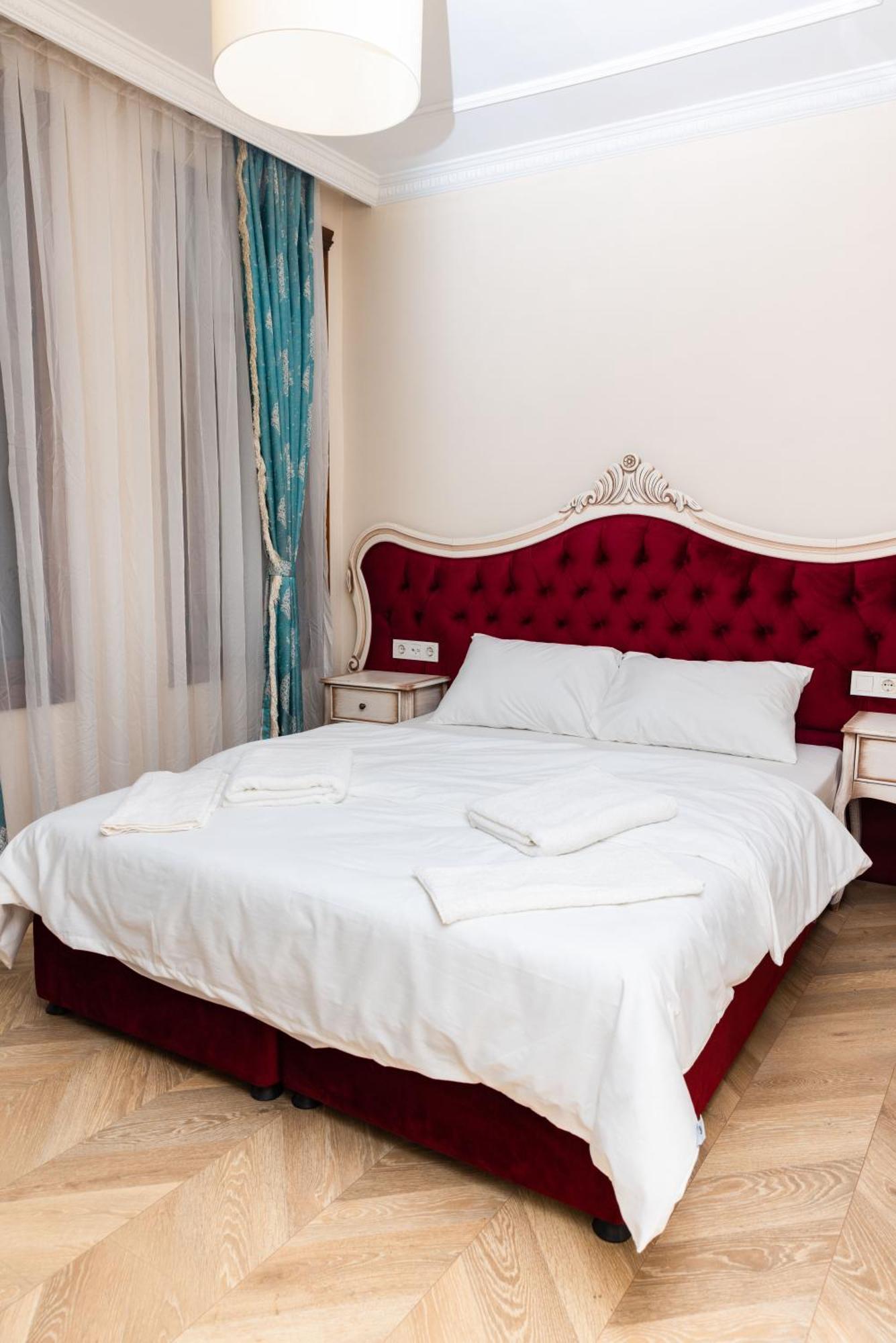 Mirapartotel Istanbul Bagian luar foto